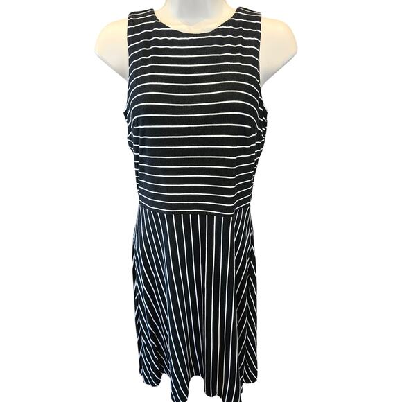 NWT size 2 black white stripes knit open knot back stretch midi summer beach - Picture 2 of 7